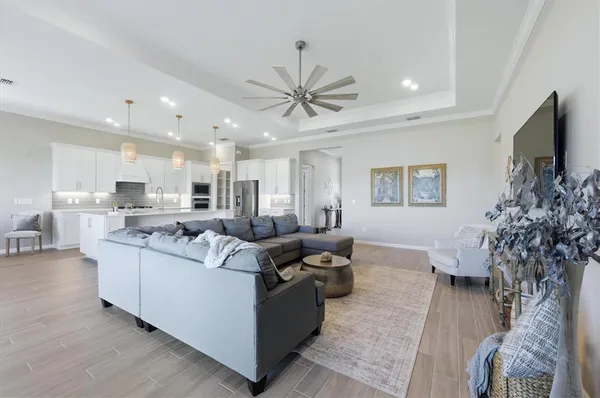 $740,000 | 9018 Sunray Cove, Palmetto, FL 34221