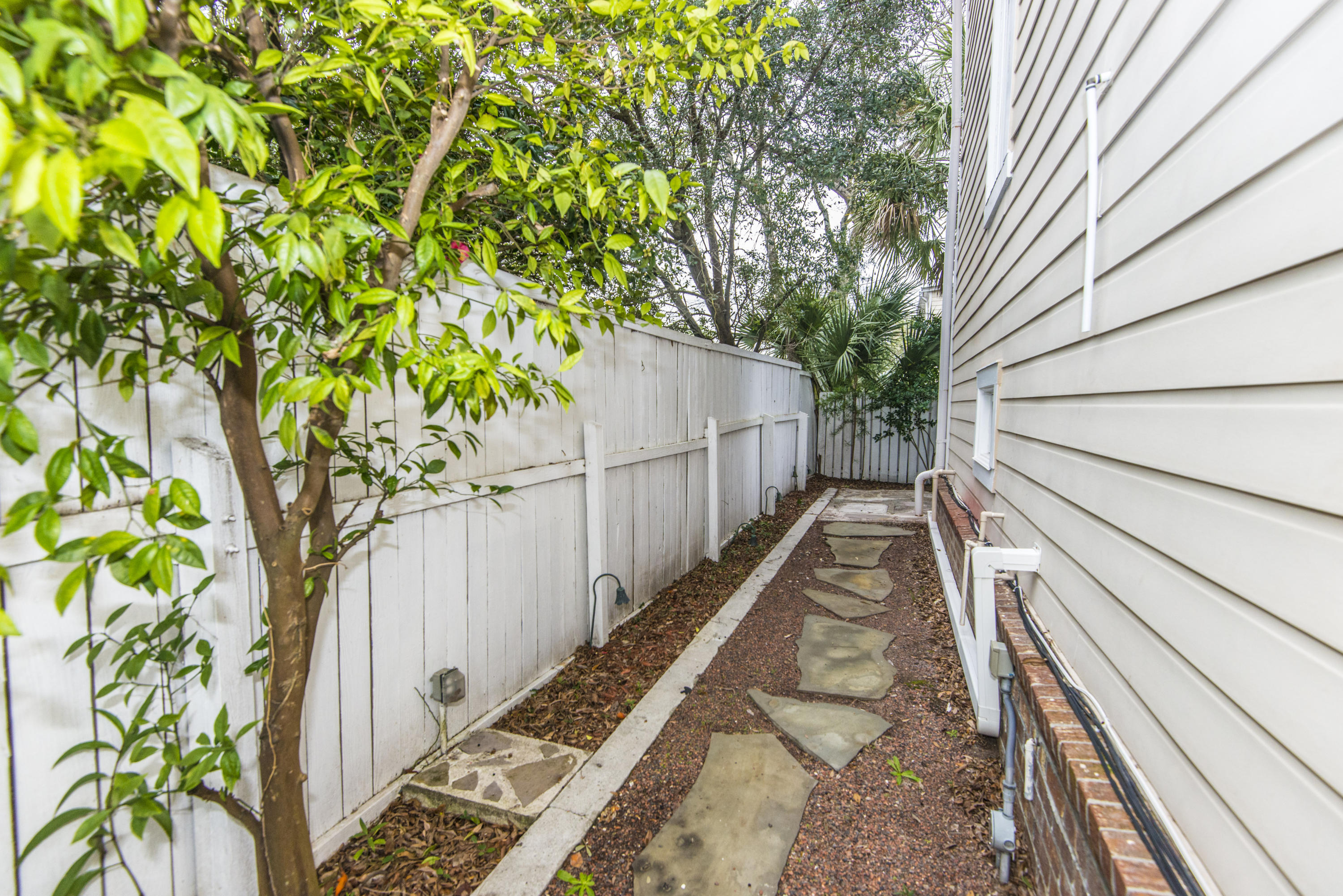 6 Peele Place Charleston, SC 29401 - Photo 17 of 41 _DSC0289