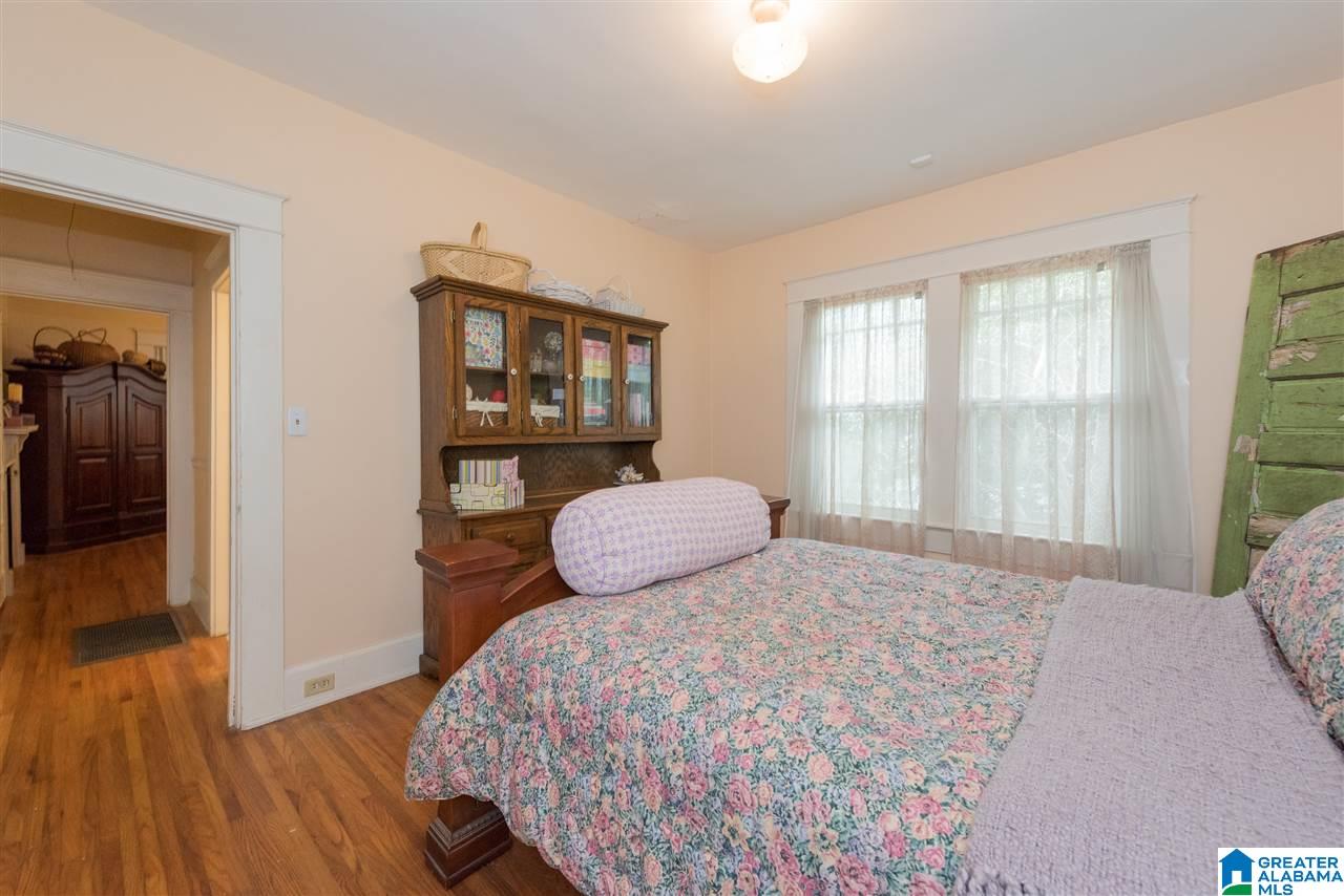 905 Stuart Street Birmingham, AL 35209 - Photo 32 of 40