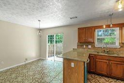 3011 Fields Drive Lithonia, GA 30038 - Photo 7 of 17