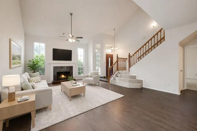 $299,900 | 1632 Tuley Street, Cedar Hill, TX 75104