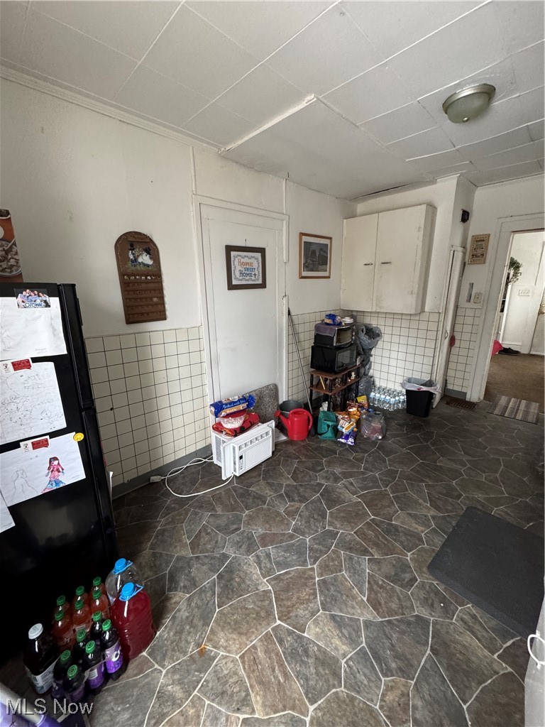 342 West Prospect Road Ashtabula, OH 44004 - Photo 8 of 26 Kitchen alternative view