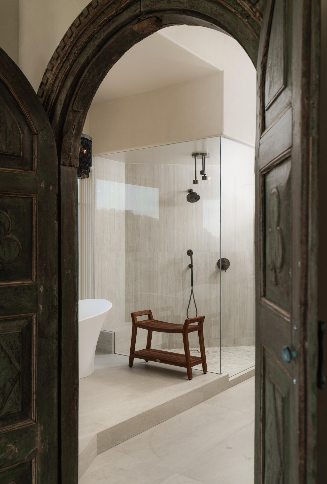 2827 Palomino Ridge Lane Santa Barbara, CA 93105 - Photo 17 of 36 Primary bathroom