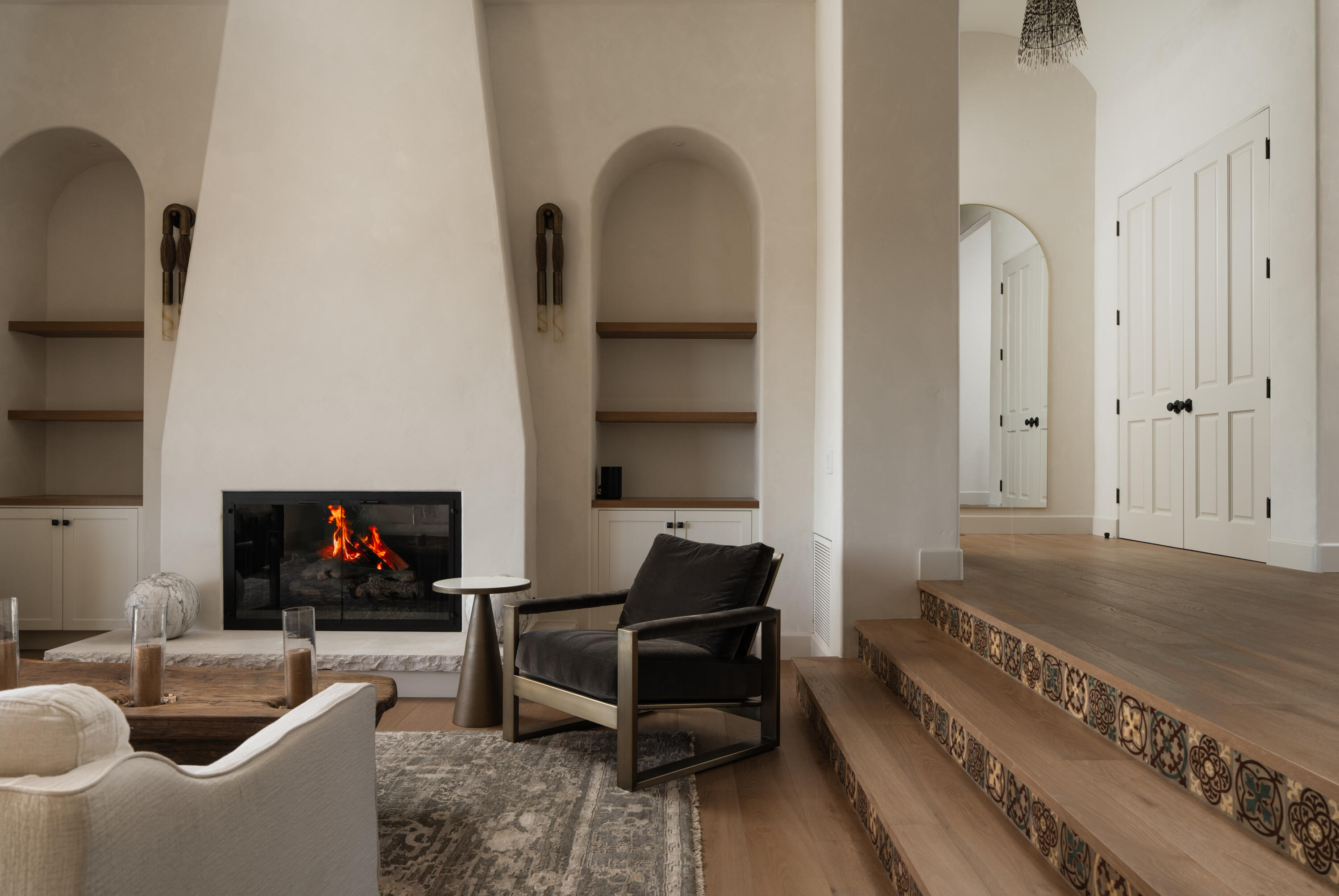 2827 Palomino Ridge Lane Santa Barbara, CA 93105 - Photo 7 of 36 Great room sitting area