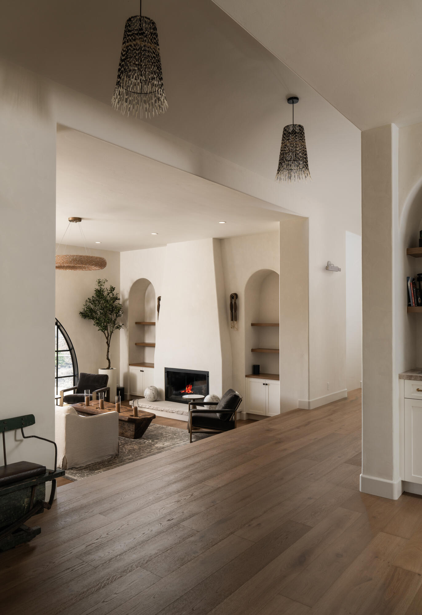 2827 Palomino Ridge Lane Santa Barbara, CA 93105 - Photo 8 of 36 Great room & hall