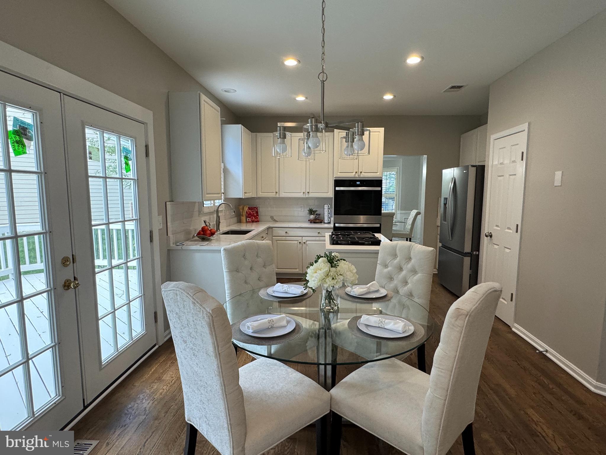 11400 Night Star Way Reston, VA 20194 - Photo 3 of 99