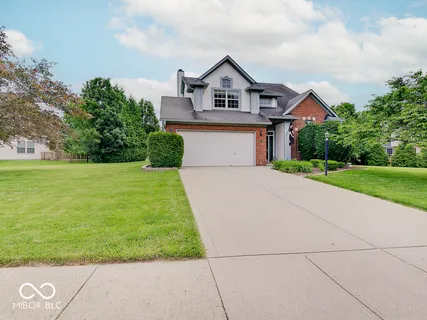 $395,000 | 6215 Valleyview Drive, Fishers, IN 46038