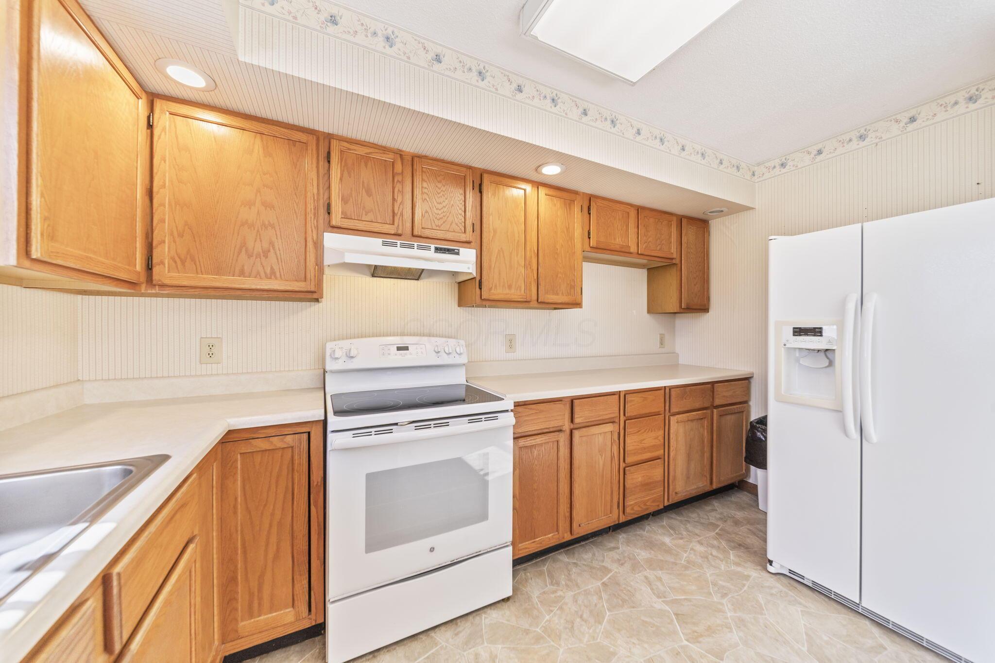 9791 Jug St Road Northwest Pataskala, OH 43062 - Photo 13 of 83 Light and airy kitchen.