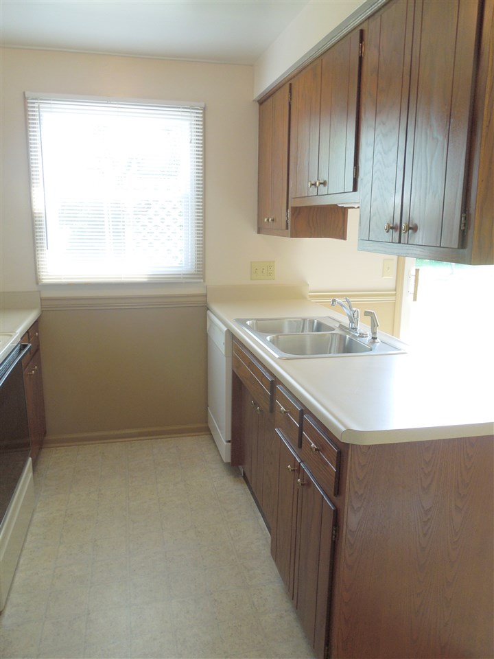 13818 Leo Road Leo, IN 46765 - Photo 5 of 14 Gallery Image 5