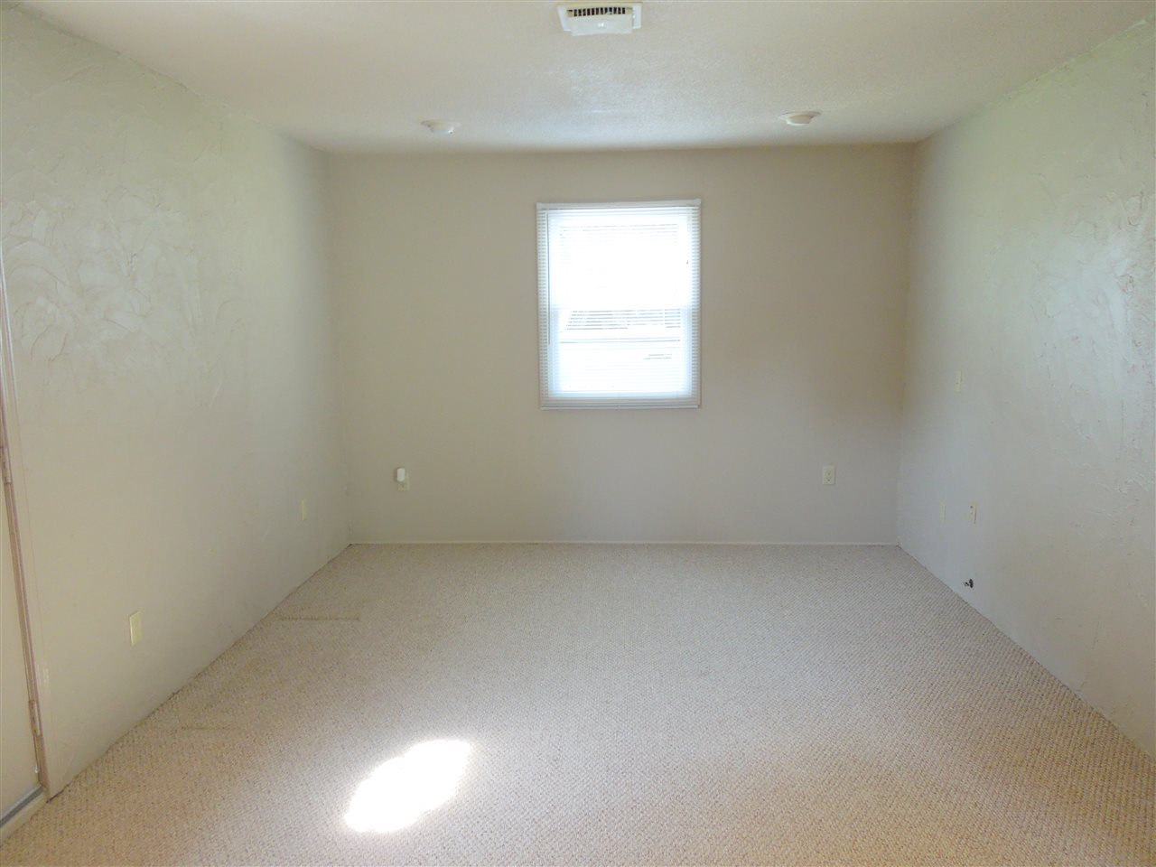 13818 Leo Road Leo, IN 46765 - Photo 7 of 14 Gallery Image 7