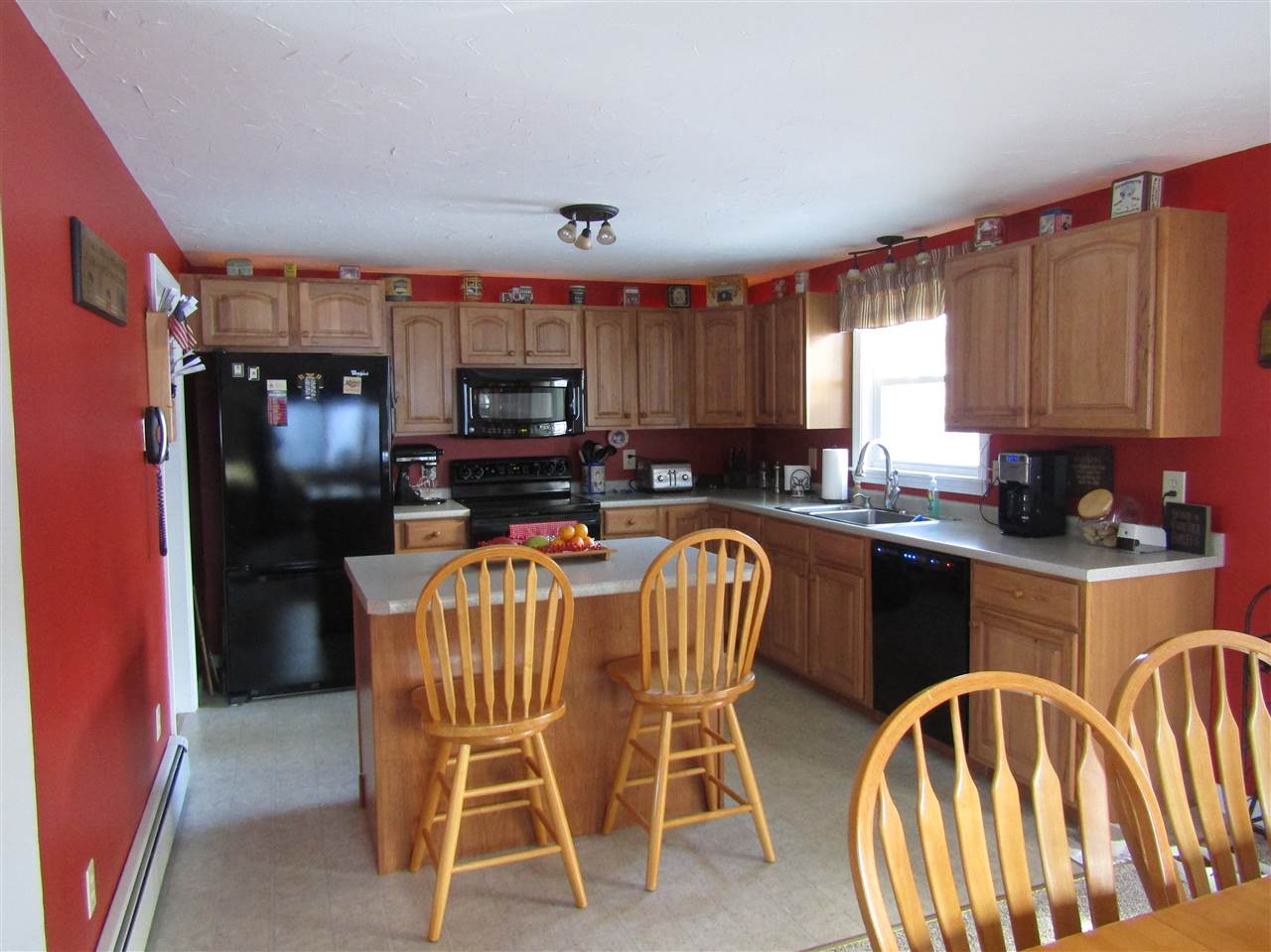 28 Howe Street Rochester, NH 03867 - Photo 12 of 40