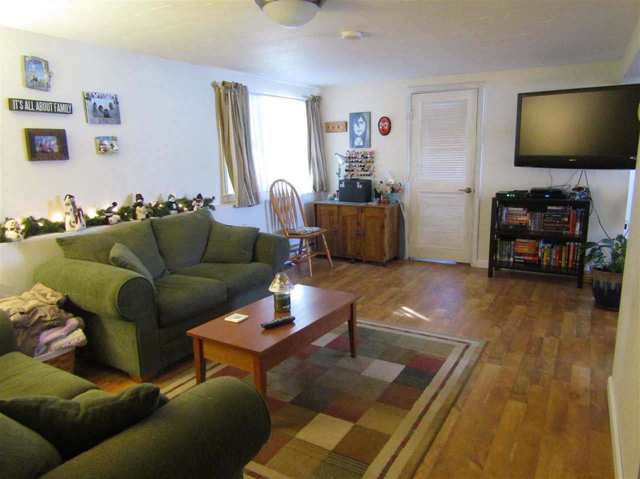 28 Howe Street Rochester, NH 03867 - Photo 27 of 40