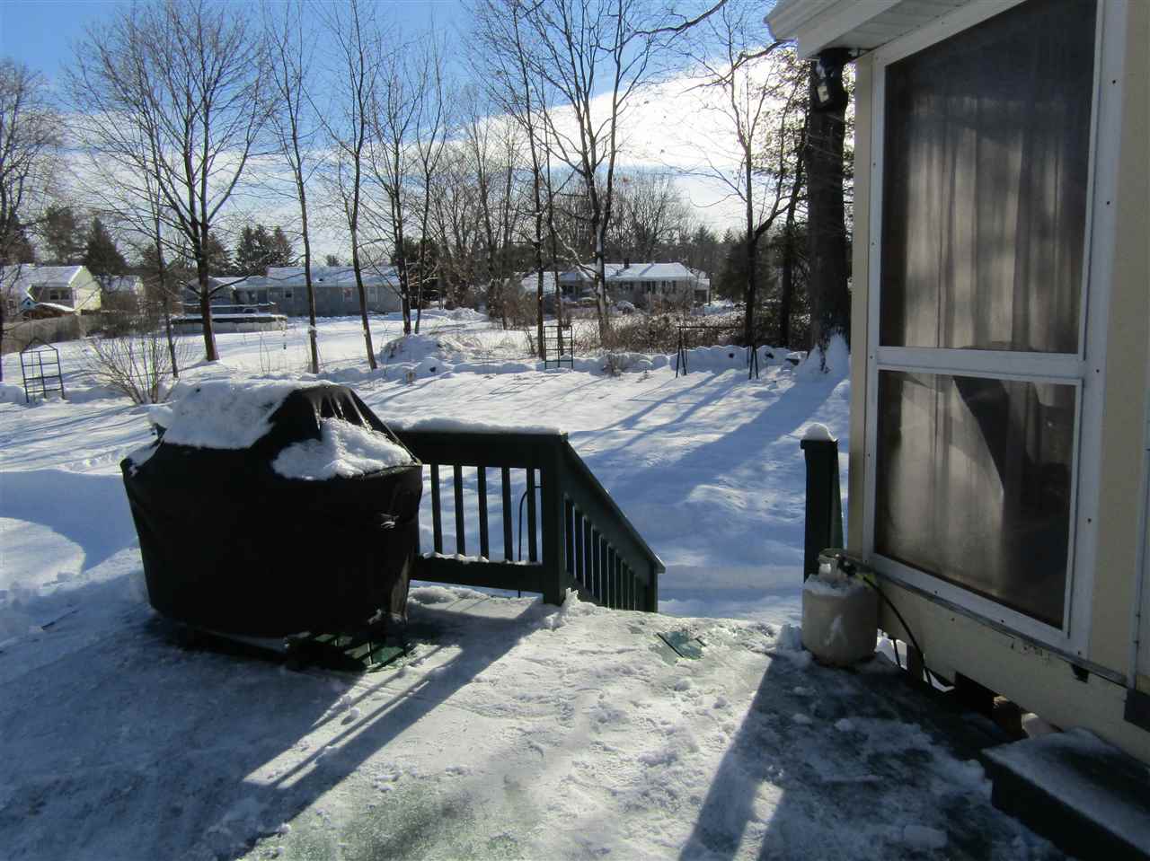 28 Howe Street Rochester, NH 03867 - Photo 37 of 40