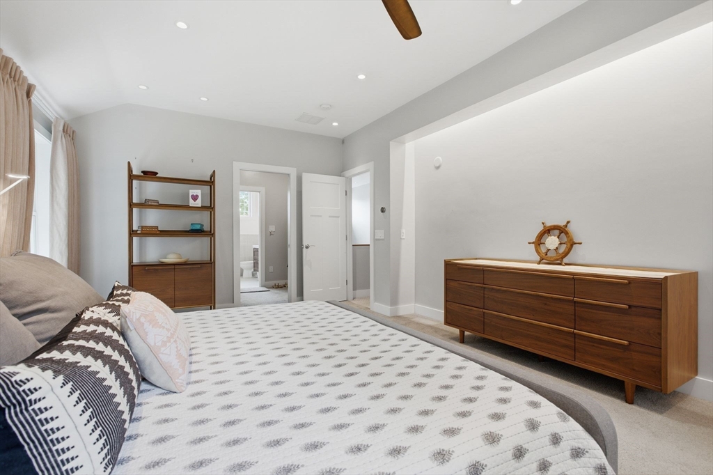 15 George Street Reading, MA 01867 - Photo 25 of 41