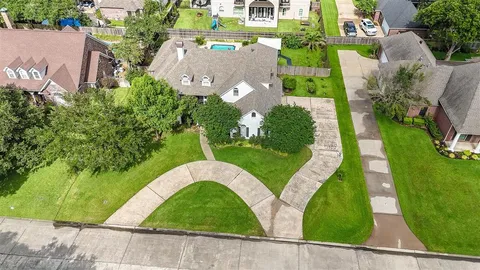 $645,000 | 4111 Maid Stone Drive, Lake Charles, LA 70605