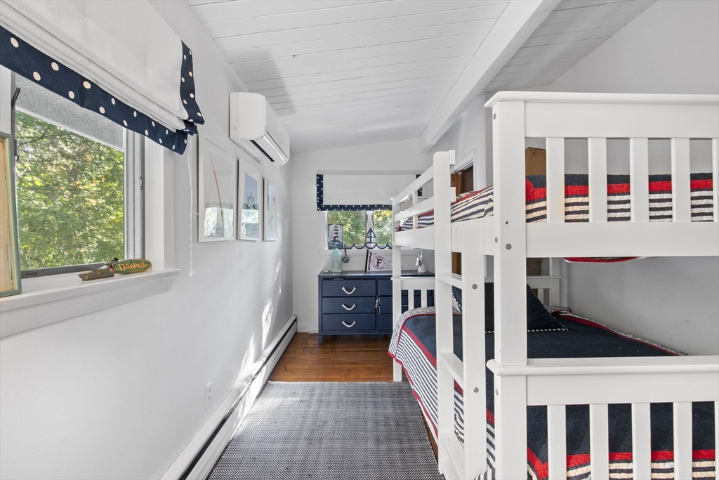 33 Nemasket Road Falmouth, MA 02540 - Photo 14 of 34