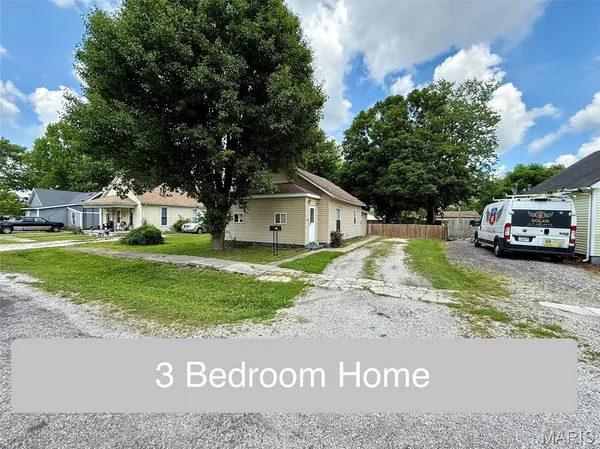 $59,900 | 324 North Harrison Street, Girard, IL 62640