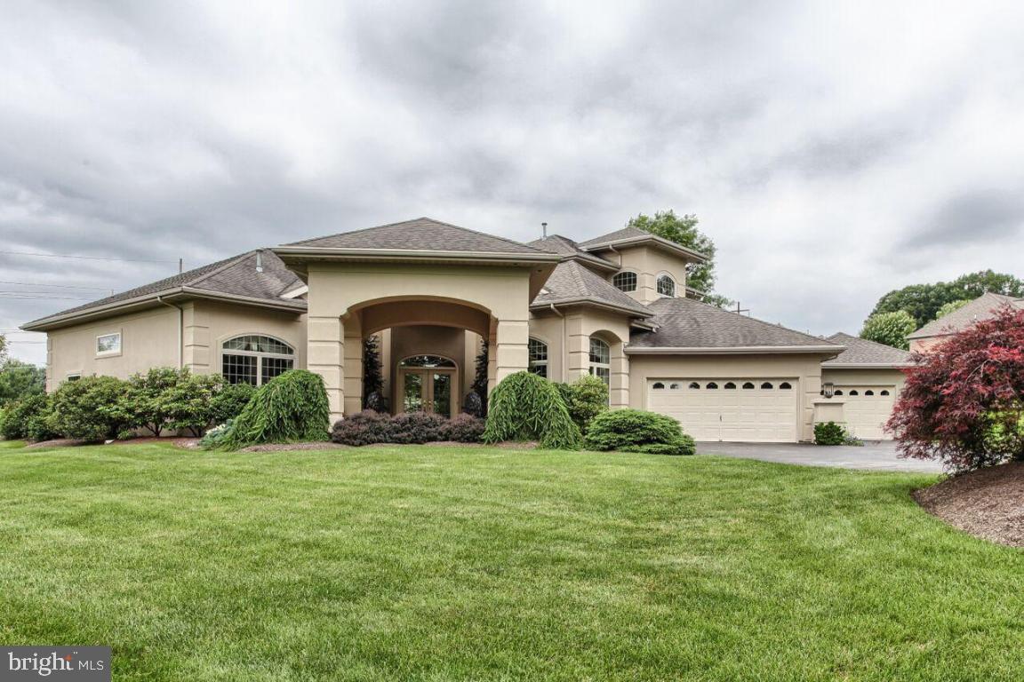 736 Pine Tree Road Hummelstown, PA 17036 - Photo 2 of 72 Gallery Image 2
