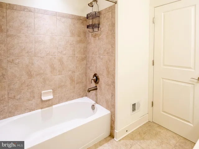 $4,500 | 727 Crown Park Avenue, Gaithersburg, MD 20878