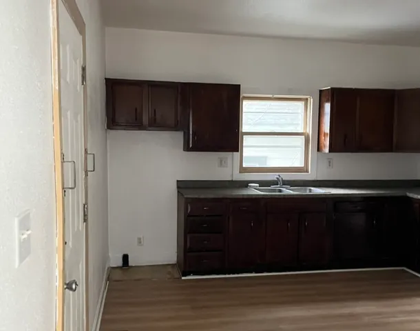 $129,000 | 110-112 East Frank Street, Freeport, IL 61032