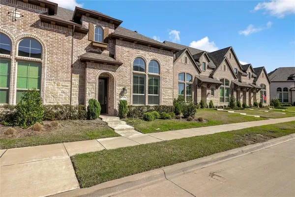 $479,900 | 8116 Yellow Brick Pass, McKinney, TX 75071
