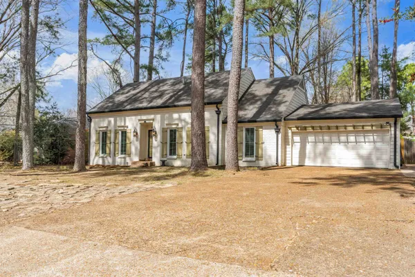 $450,000 | 8050 Farmington Boulevard, Germantown, TN 38138