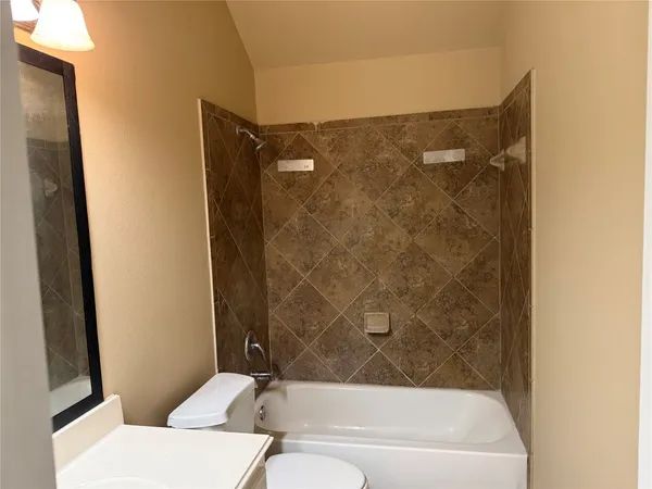 $2,200 | 4418 Long Creek Drive, Missouri City, TX 77545