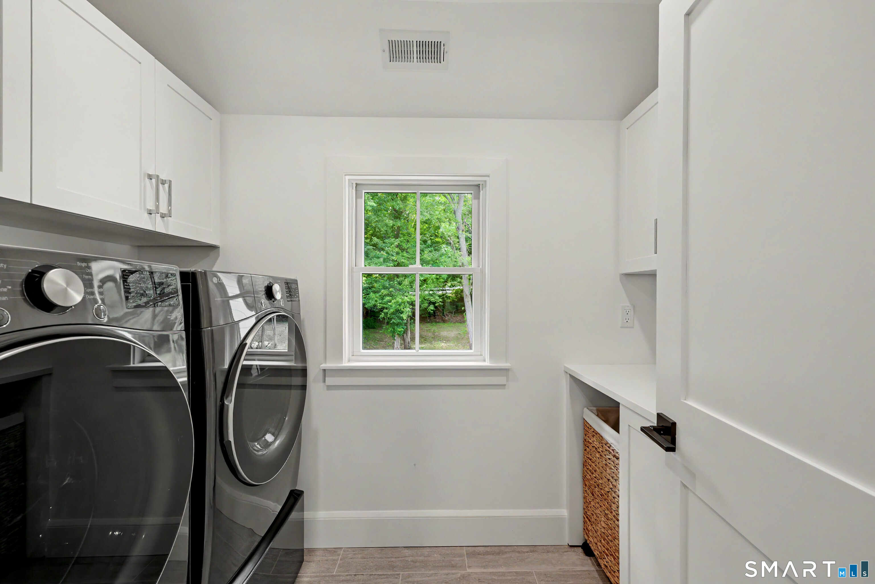 149 Don Bob Road Stamford, CT 06903 - Photo 22 of 40