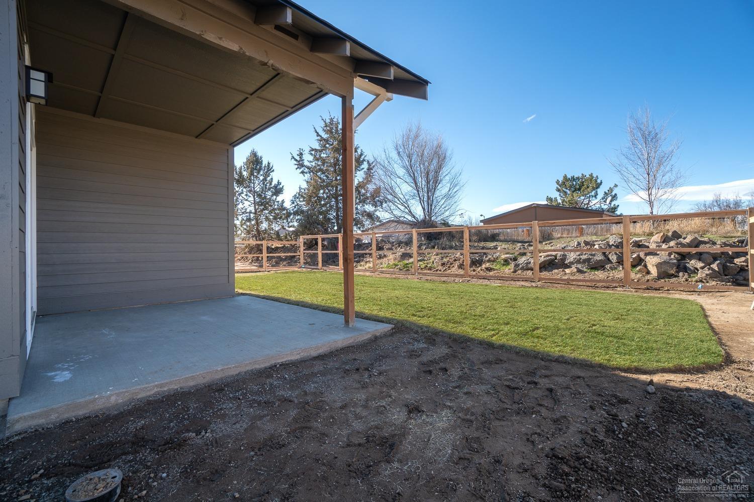 663 Northwest Rimrock Drive Redmond, OR 97756 - Photo 23 of 25 Additional Photo