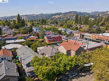 $1,595,000 | 2607 Alcatraz Avenue, Berkeley, CA 94618