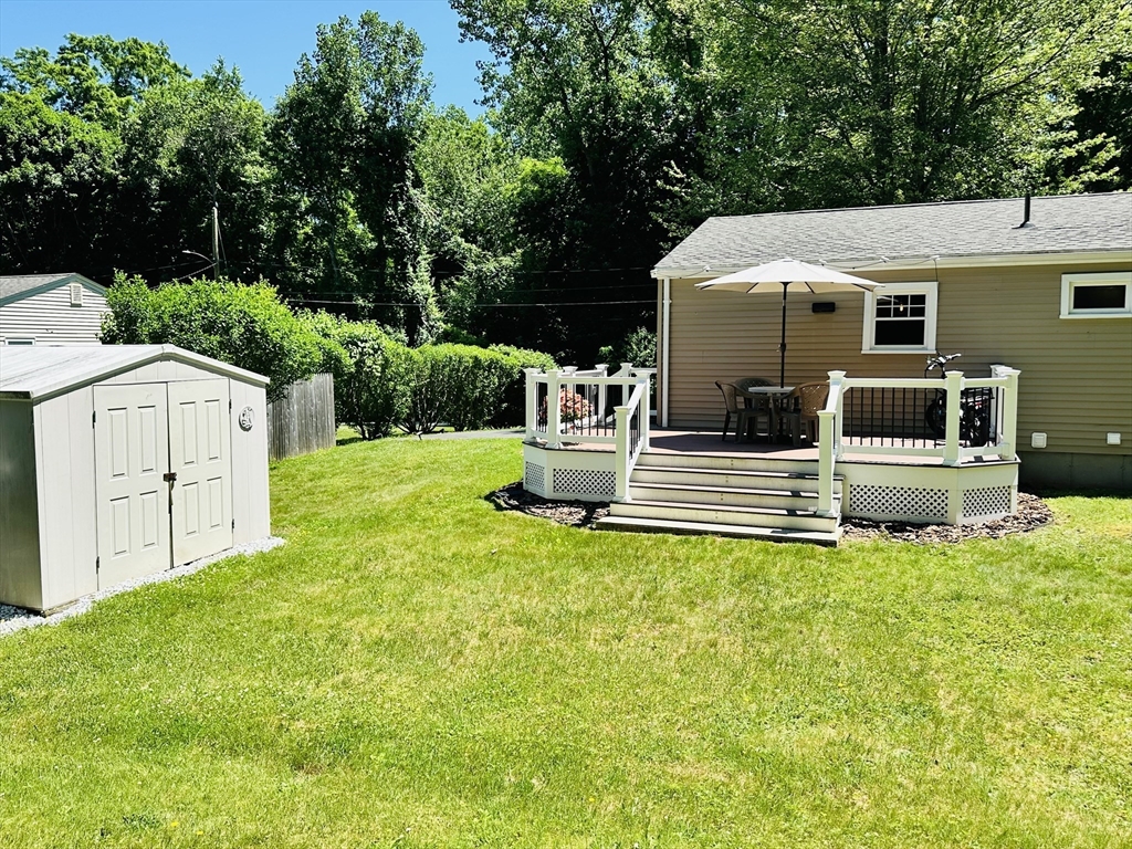 170 Treetop Avenue Springfield, MA 01118 - Photo 20 of 25