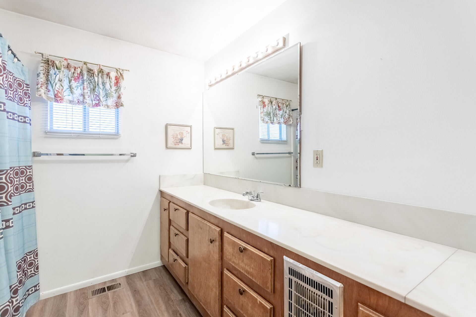 3040 Silver Street Anderson, CA 96007 - Photo 24 of 47 IMG_7021-HDR