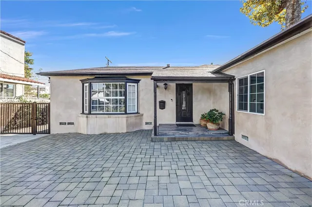 $1,149,000 | 1220 Richard, Glendale, CA 91206