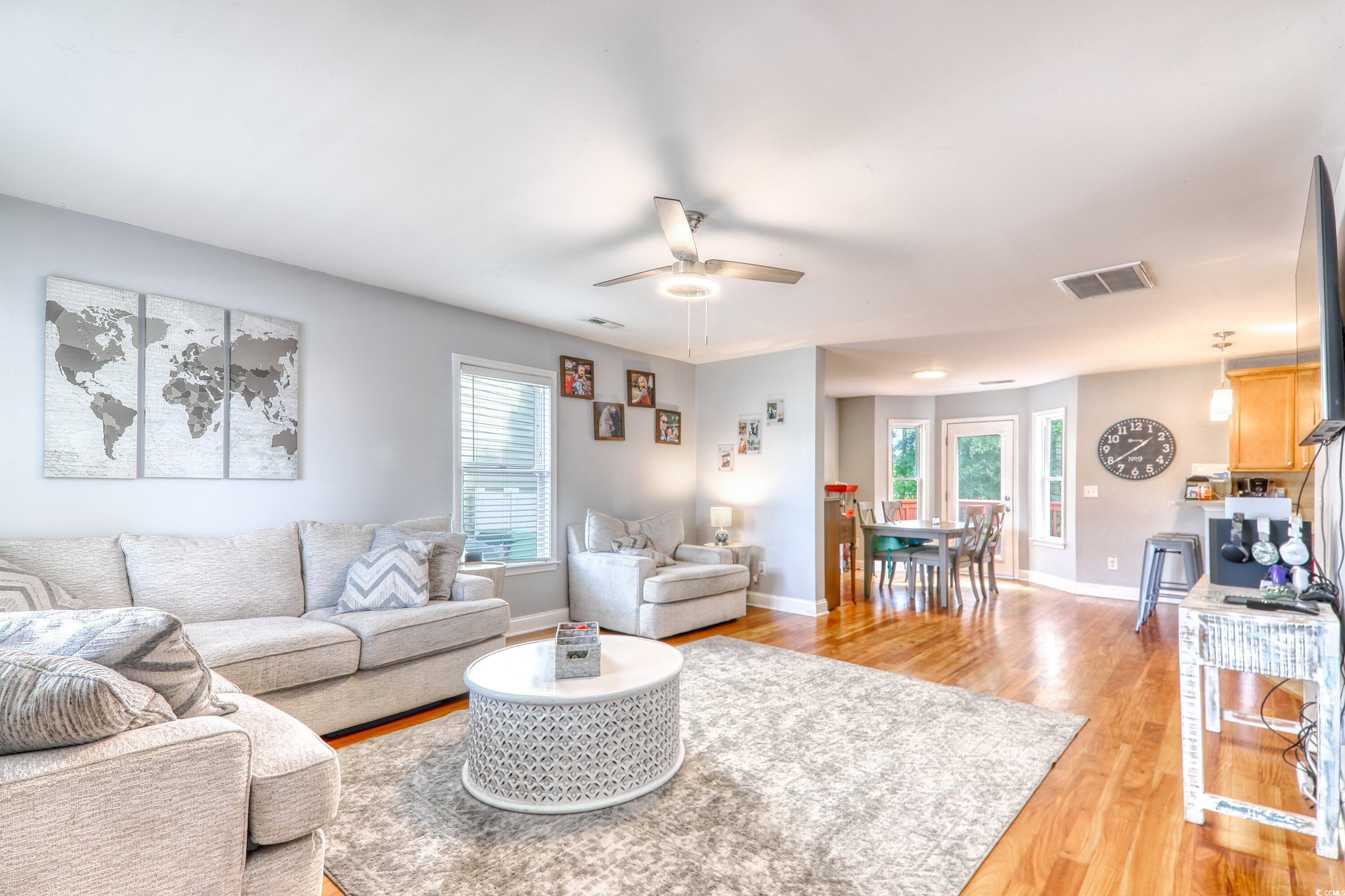 190 Hamilton Way Conway, SC 29526 - Photo 8 of 35 Living room featuring light wood-style flooring, v