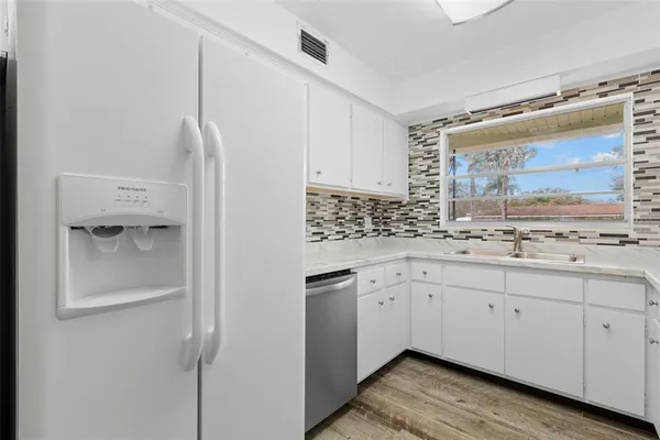 $2,795 | 809 South Duncan Avenue, Clearwater, FL 33756