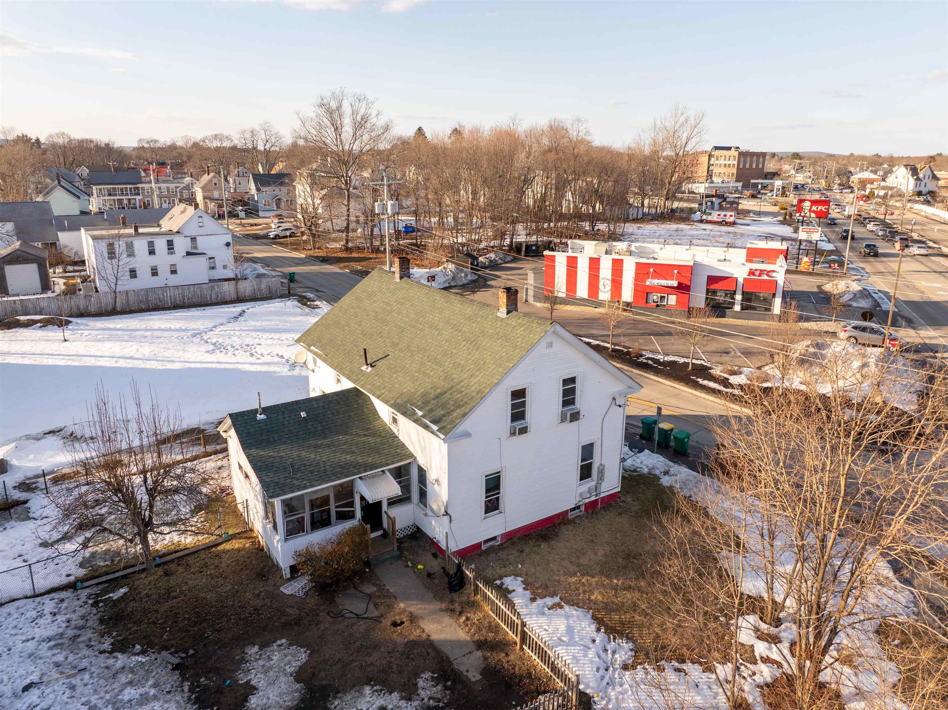 17-19 Upham Street Rochester, NH 03867 - Photo 6 of 32