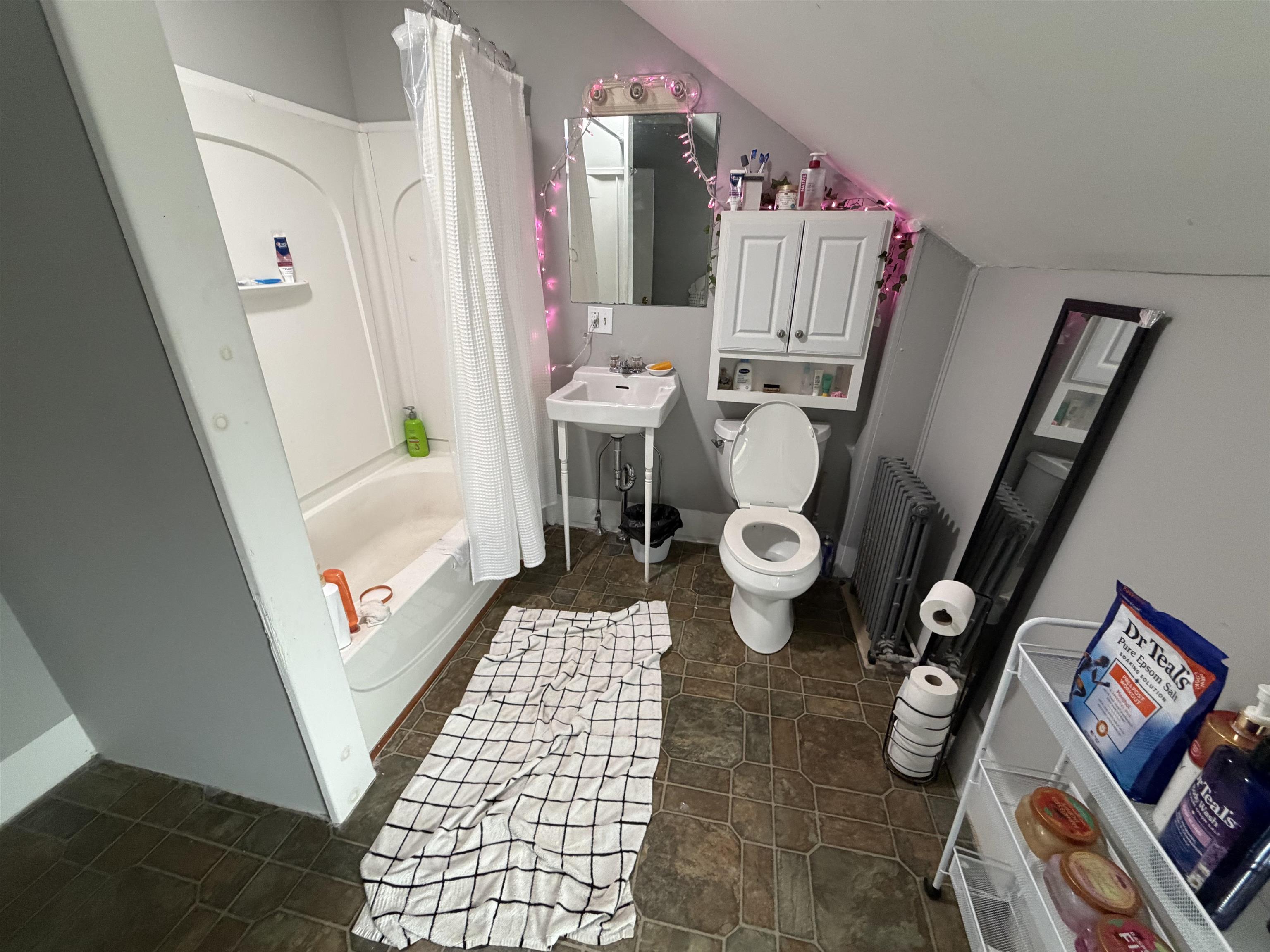 17-19 Upham Street Rochester, NH 03867 - Photo 10 of 32