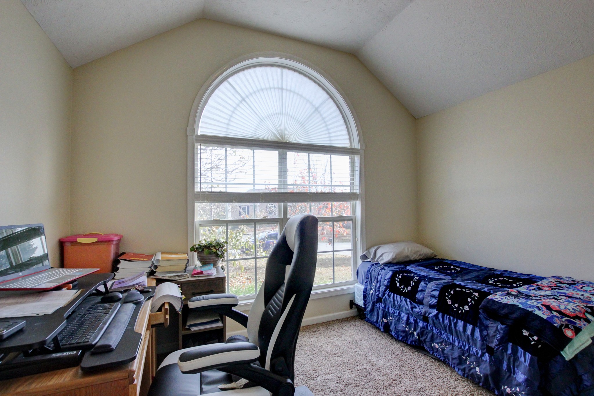 244 Cheshire Road Clarksville, TN 37043 - Photo 73 of 84 a bedroom with a bed and a large window
