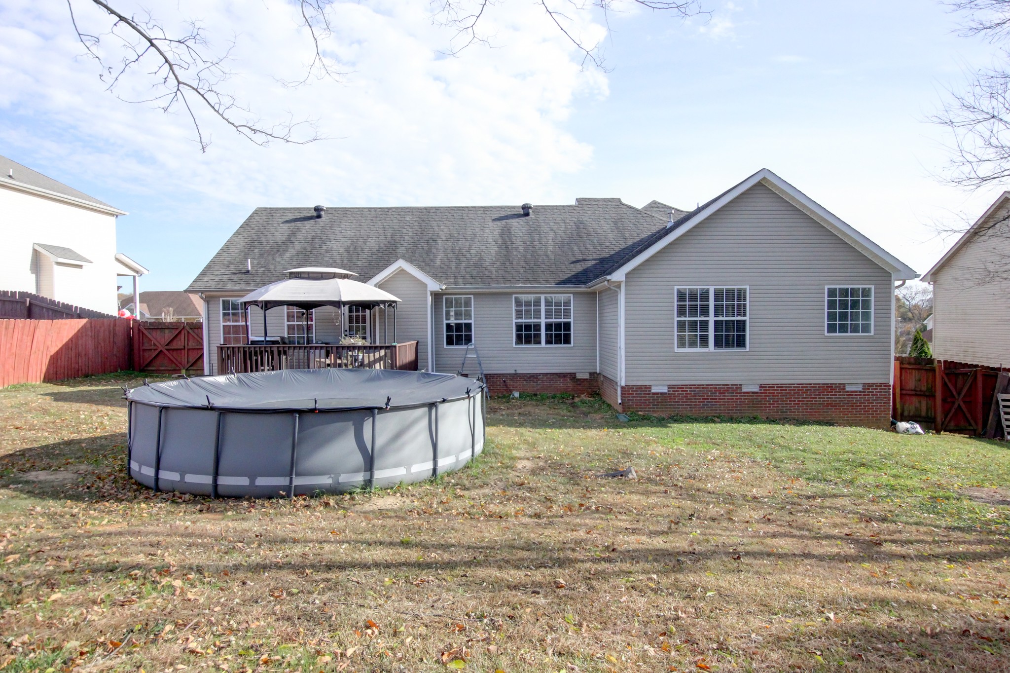 244 Cheshire Road Clarksville, TN 37043 - Photo 82 of 84 a front view of a house with a yard and garage