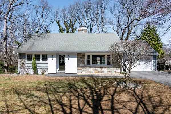 $675,000 | 41 Bruce Lane, Warwick, RI 02886