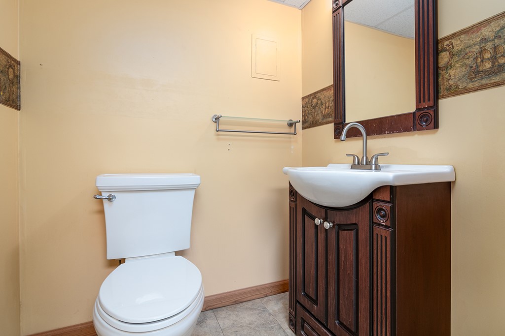 41 Bruce Lane Warwick, RI 02886 - Photo 19 of 30 Basement half bath.
