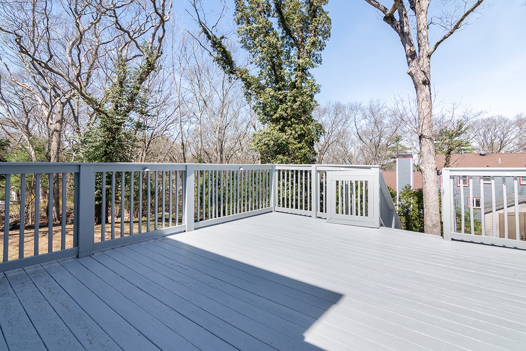 41 Bruce Lane Warwick, RI 02886 - Photo 21 of 30 Freshly painted deck.