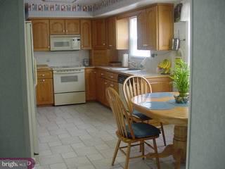 12 Abbott Road Hamilton Square, NJ 08690 - Photo 6 of 6