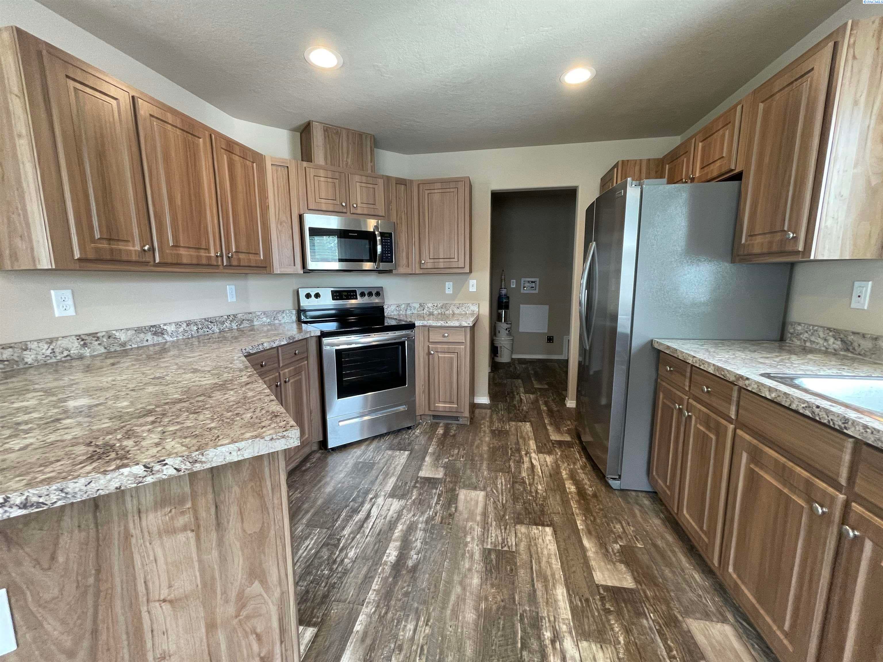 203106 East Bowles Road Kennewick, WA 99337 - Photo 10 of 24 Gallery Image 10