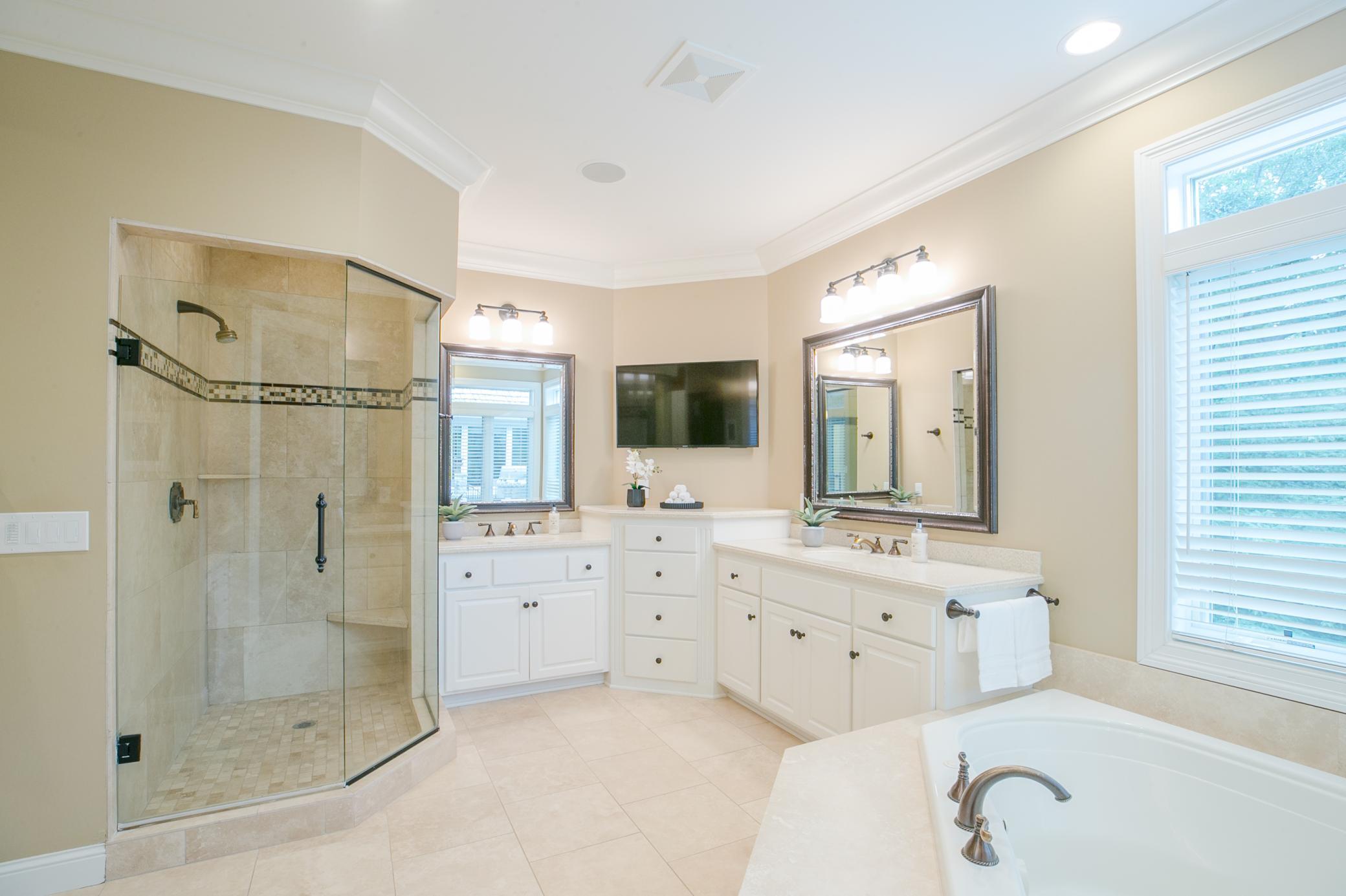 13980 Emerald Ridge Minnetonka, MN 55305 - Photo 17 of 90 Gallery Image 17