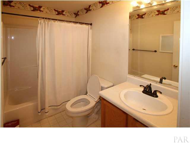 14060 Innerarity Point Road Pensacola, FL 32507 - Photo 11 of 14 Gallery Image 11