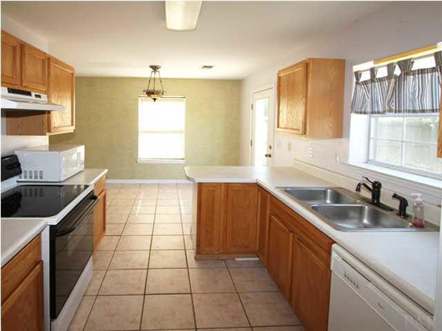 14060 Innerarity Point Road Pensacola, FL 32507 - Photo 9 of 14 Gallery Image 9