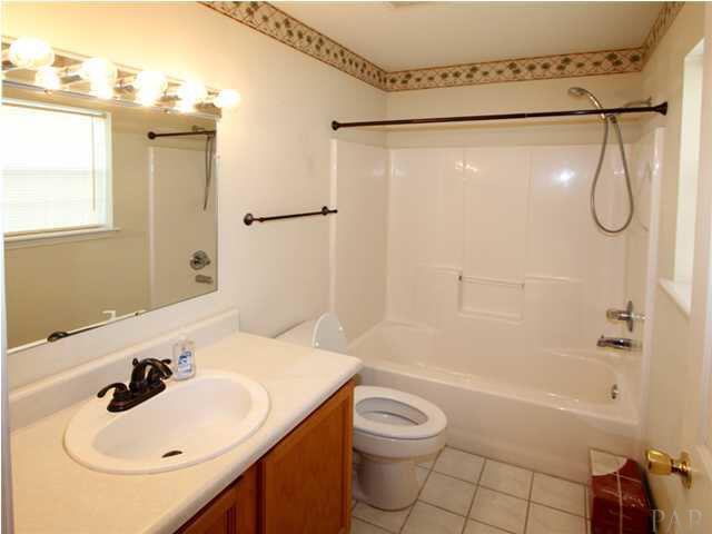 14060 Innerarity Point Road Pensacola, FL 32507 - Photo 10 of 14 Gallery Image 10