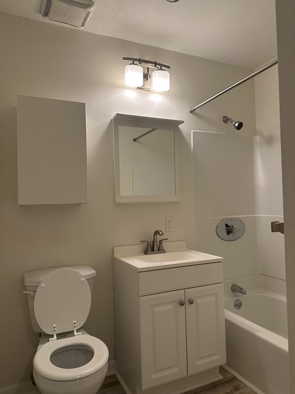 302 Boston Post Road East, Unit B15 Marlborough, MA 01752 - Photo 5 of 14