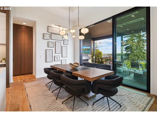 $4,995,000 | 11011 Southeast Evergreen Highway, Vancouver, WA 98664